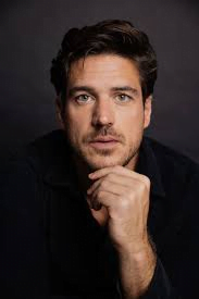 MARCO PIGOSSI de Cidade Invisível