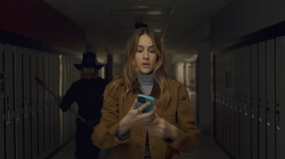 O Super enredo do filme Feriado Sangrento