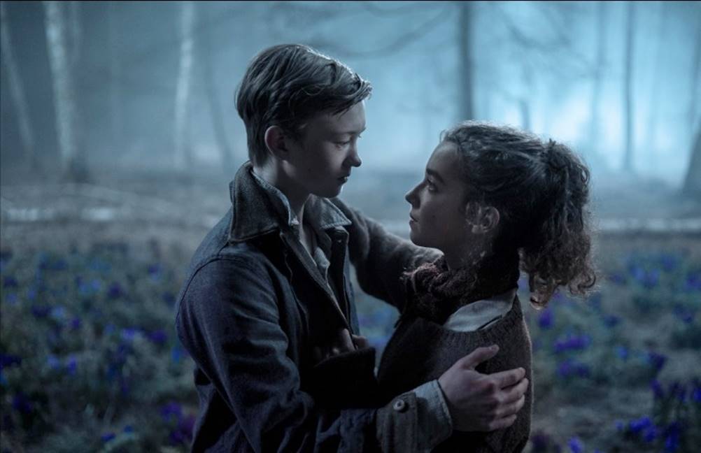 Confira o elenco do filome Pássaro Branco Uma História de Extraordinário