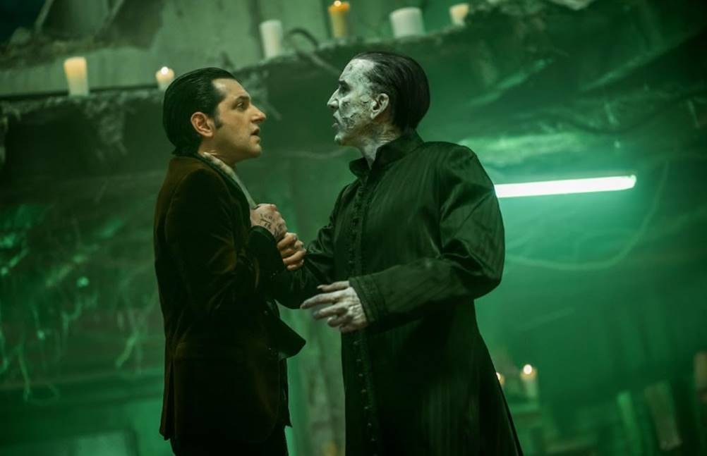 Renfield - Dando o sangue pelo Chefe - Enredo