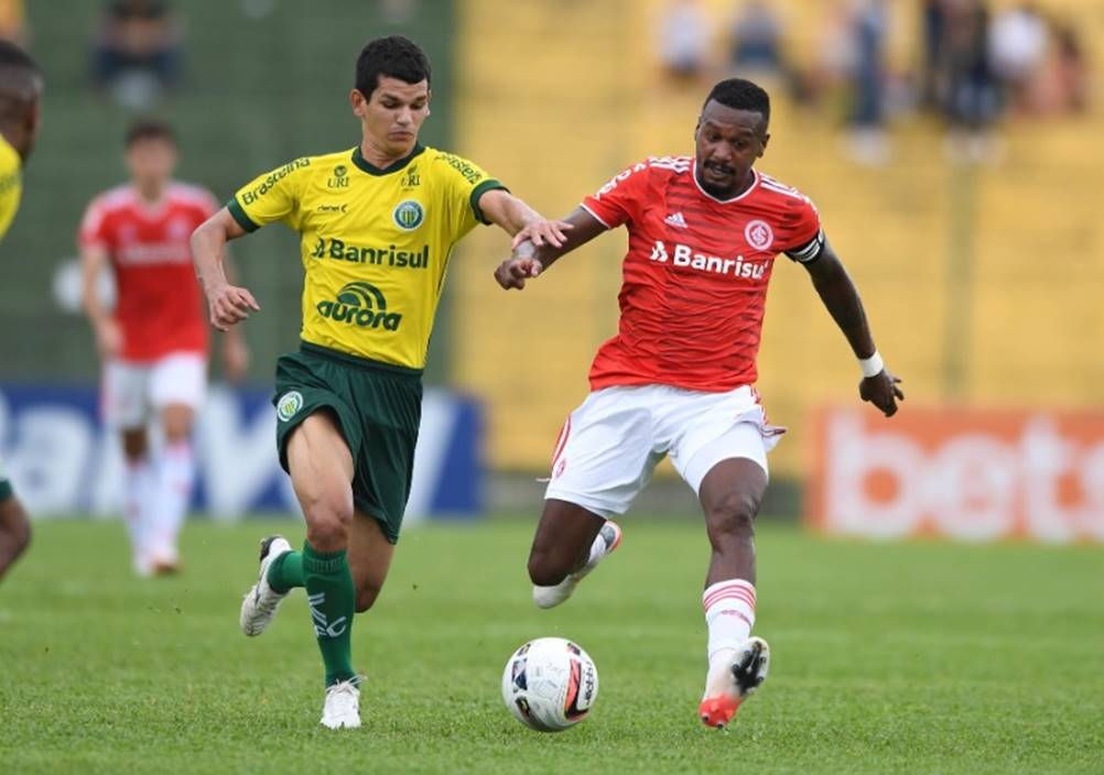 Jogos dos estaduais neste final de semana no YOUCINE