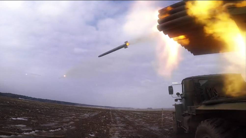 Assista agora, 20 Dias em Mariupol online e de graça