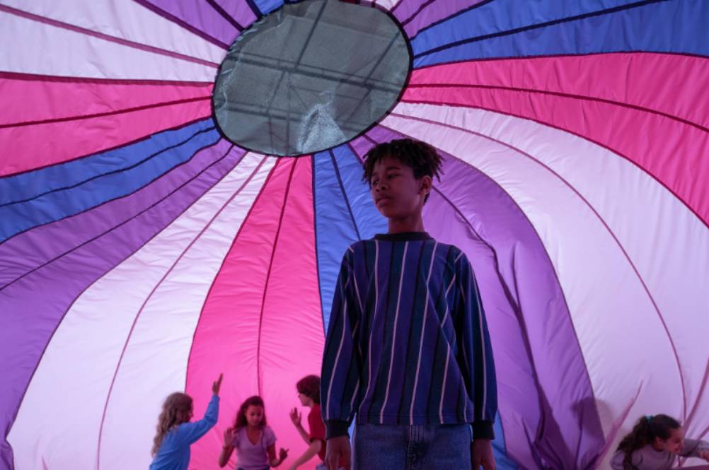 Um mergulho no brilho espectral da realidade