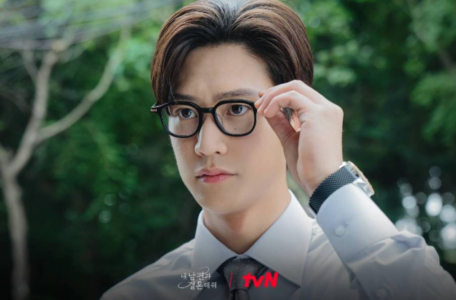 Assista a série A Esposa do Meu Marido online no YouCine