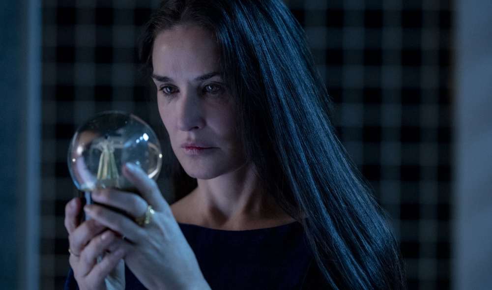 A Substância - enredo, elenco, veja online no YouCine