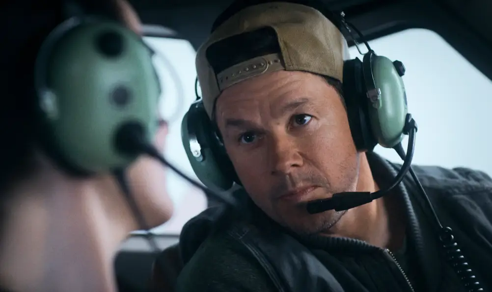 Flight Risk: An Electrifying Adventure in the Sky and on Your Screen