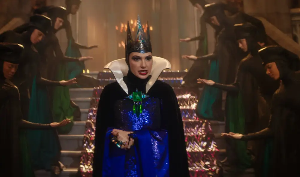 Download YouCine and watch snow white